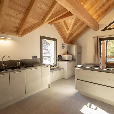 Chalet Le Strato 12 Apartman Valloire