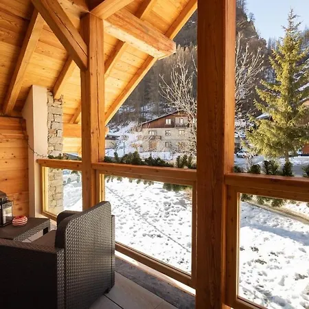 Chalet Le Strato 12